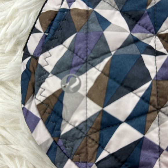 Lululemon Hot Cheeks Short Stained Glass Love Neutral Blush Black - Picture 3 of 7